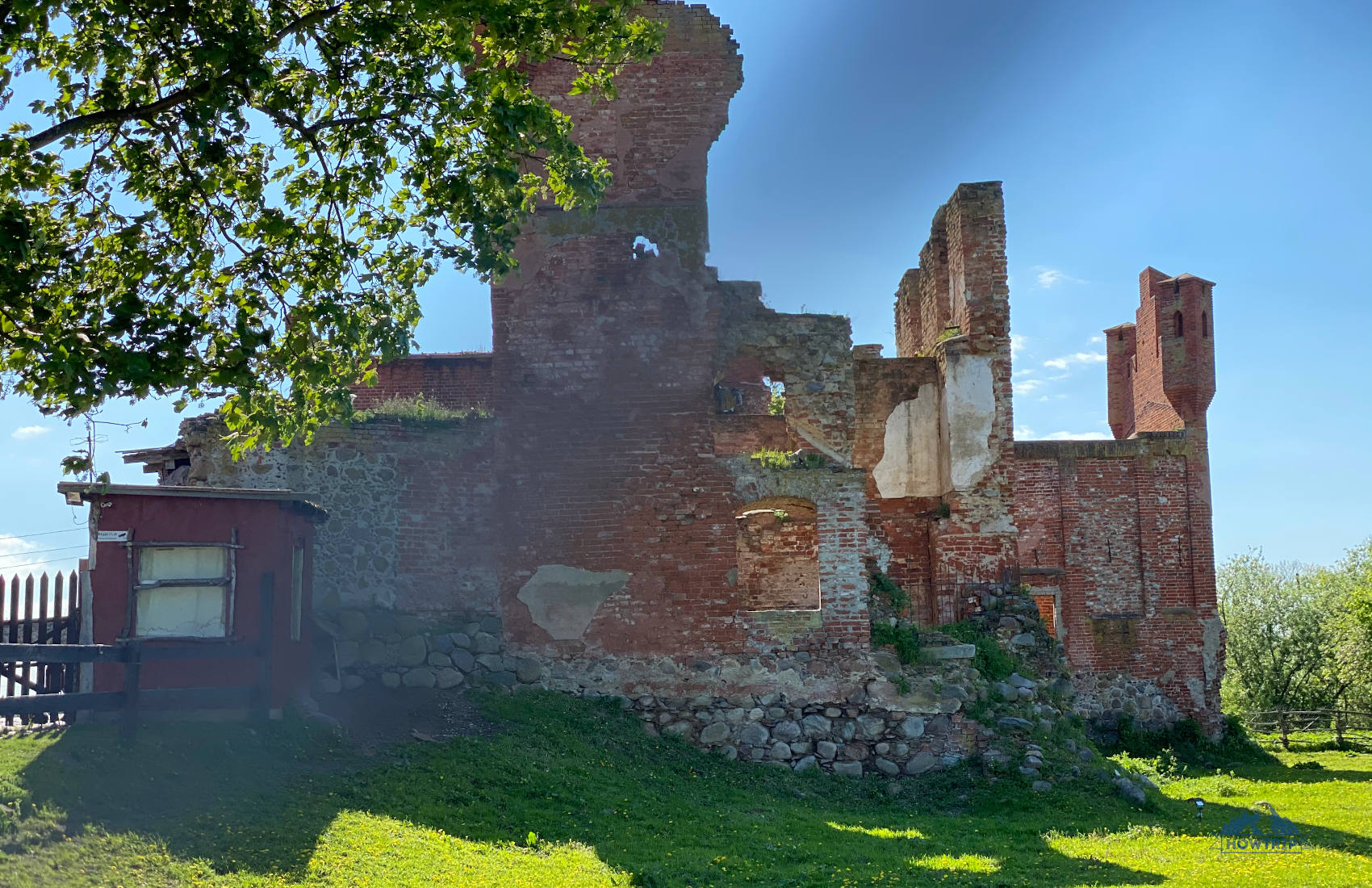Стены замка Калининград
