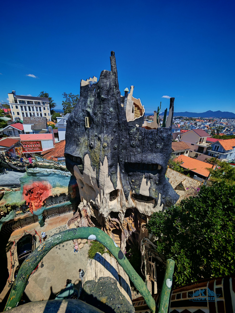 Crazy house Далат