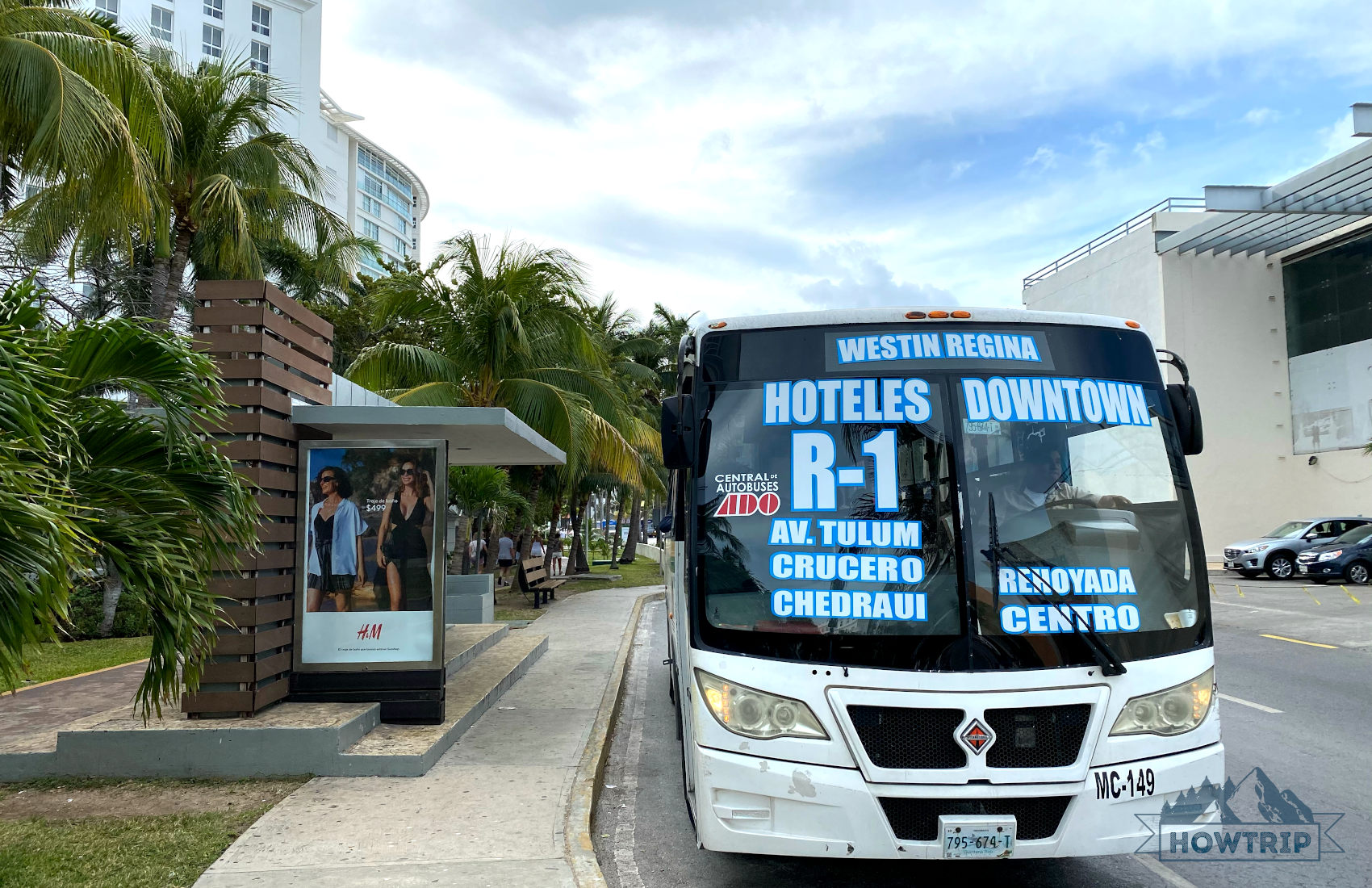 Городской автобус в Канкуне