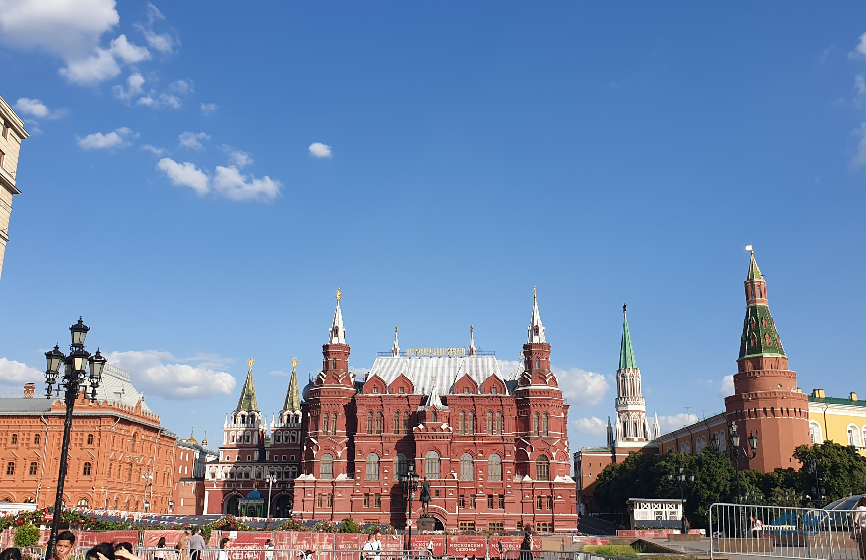 Красная площадь и Кремль