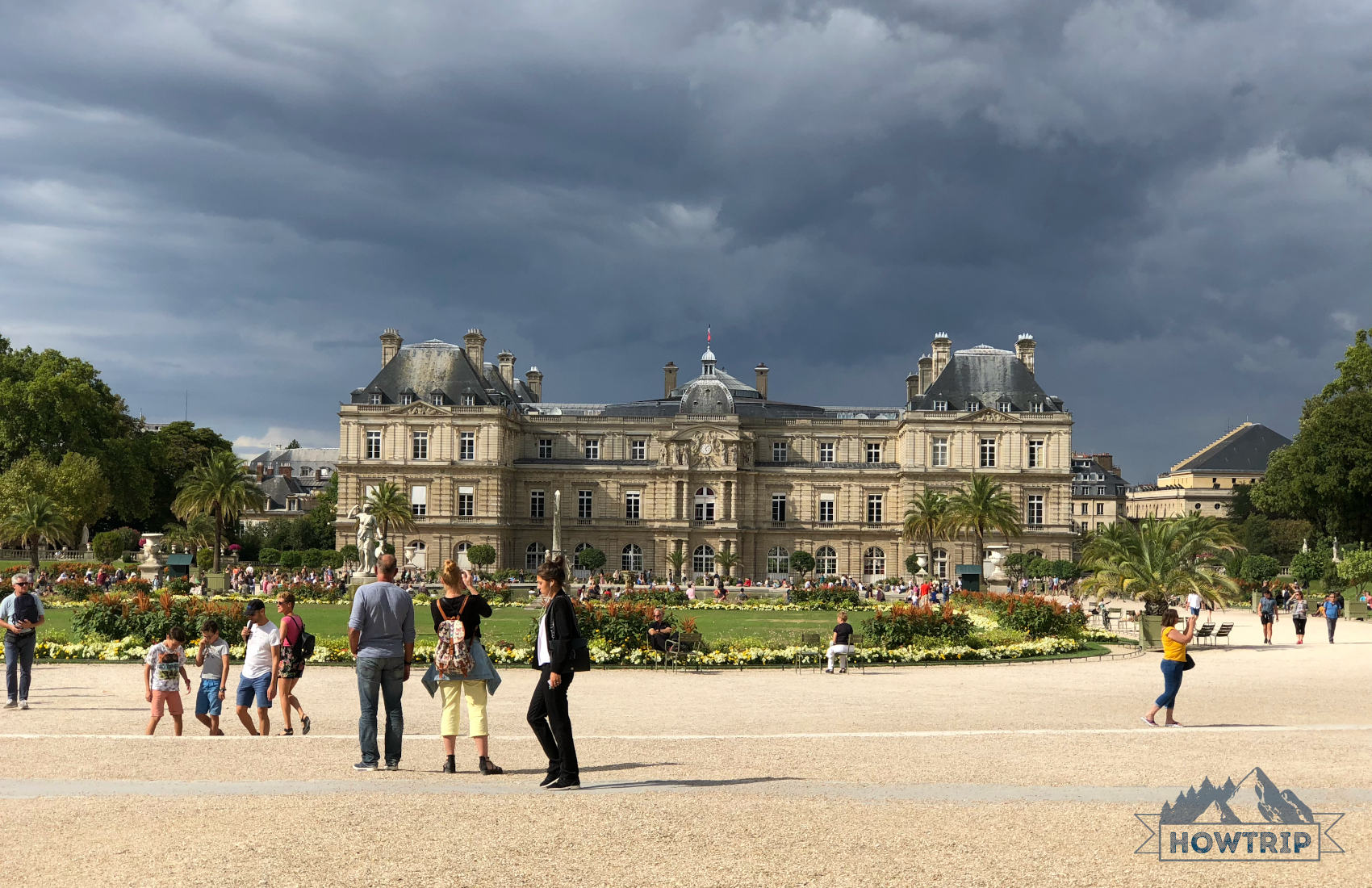 Люксембургский сад Париж