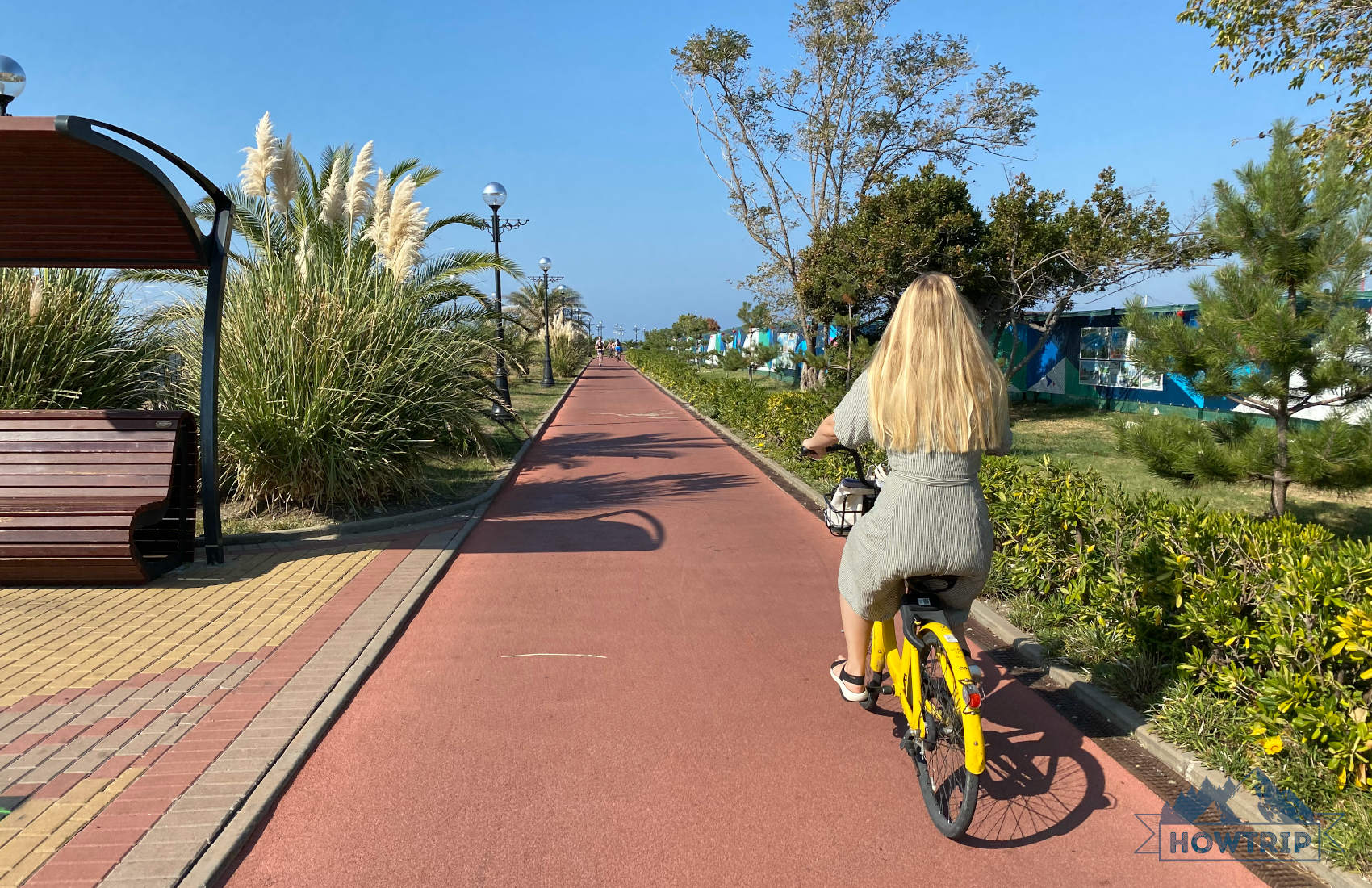 Набережная Нижнеимеретинской бухты