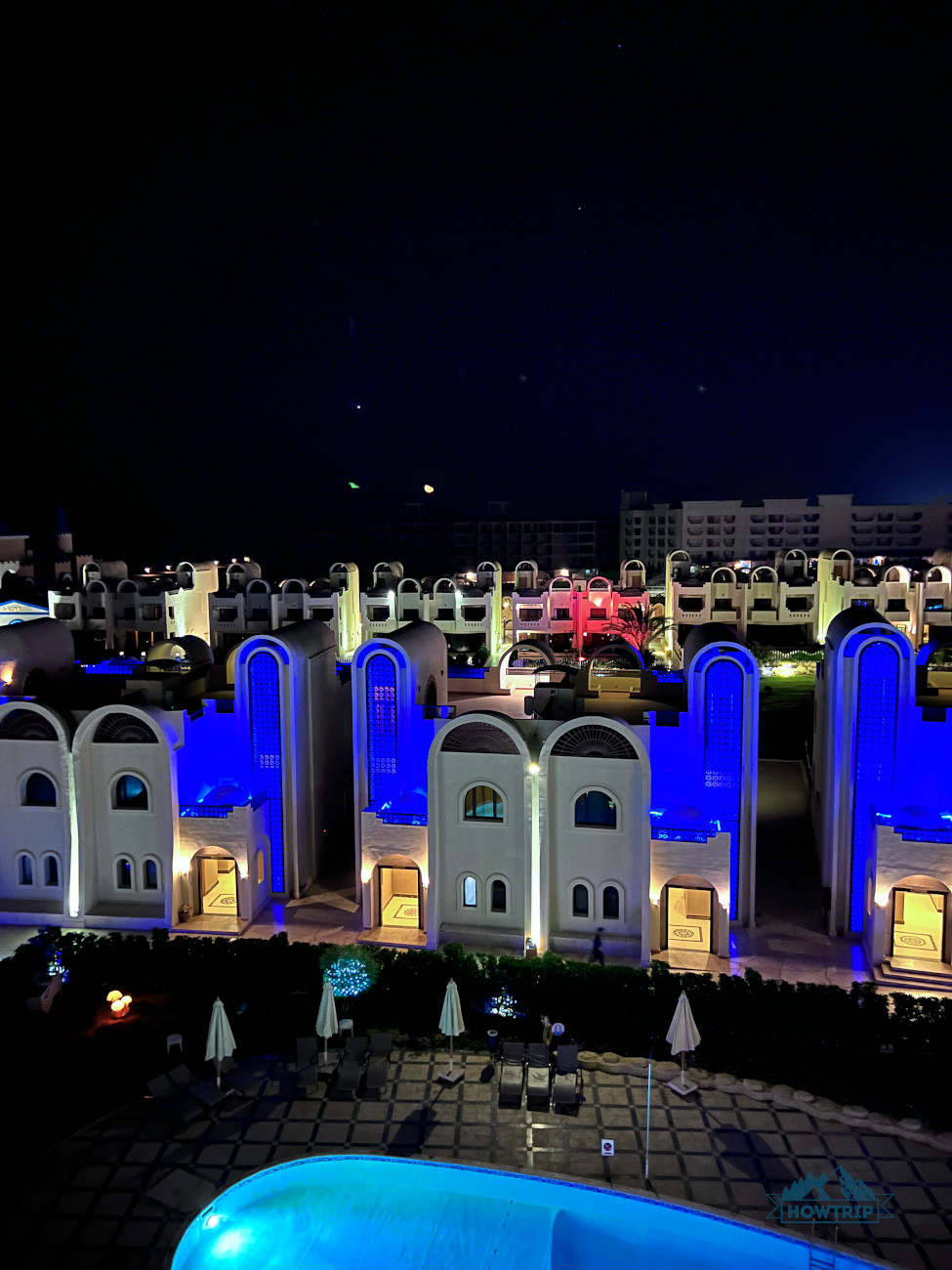 Отель в Сахл Хашише ночью