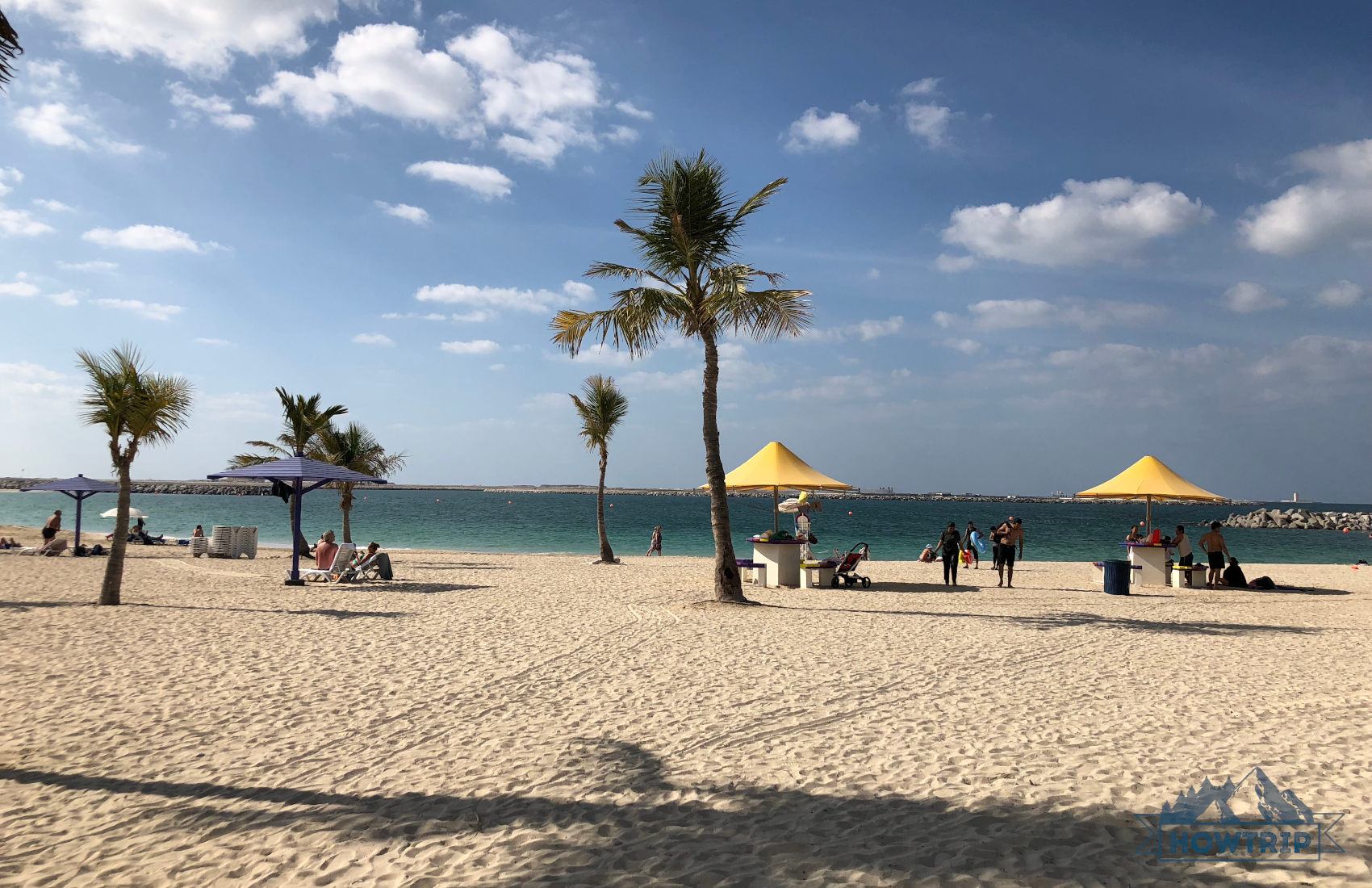 Пляж Аль Мамзар
