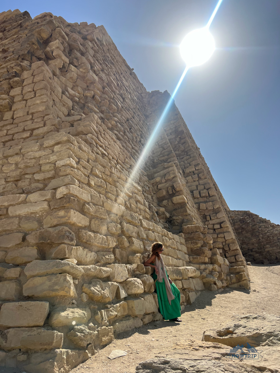 Ступенчатая пирамида Джосера в Саккаре Ступенчатая пирамида Джосера в Саккаре