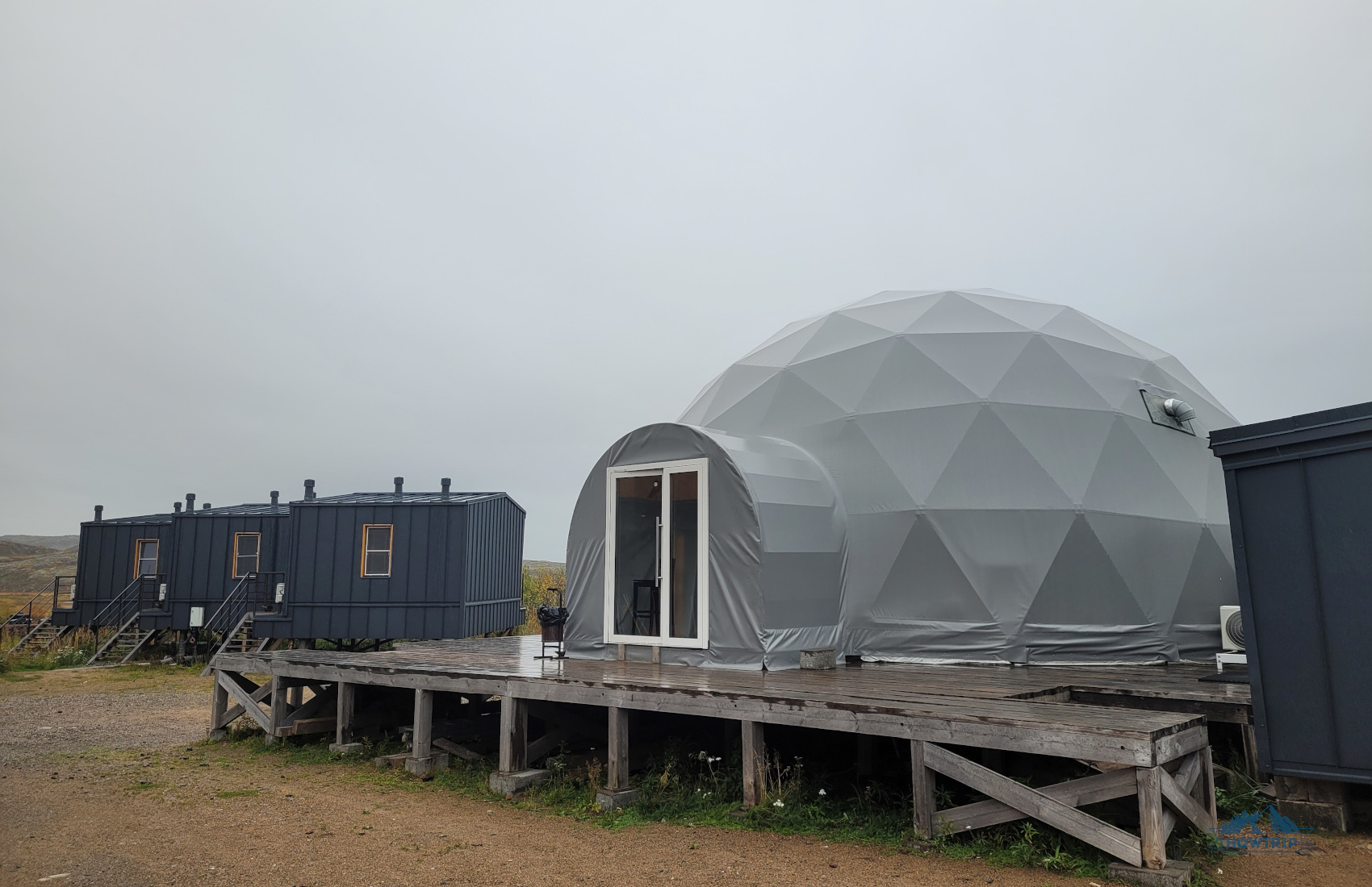 где остановиться в Териберке глемпинг