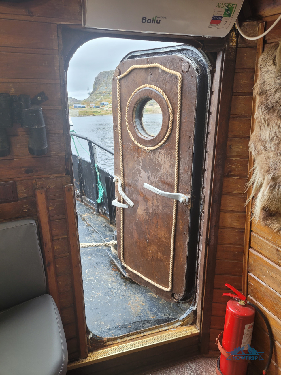 на кораблике в Териберке