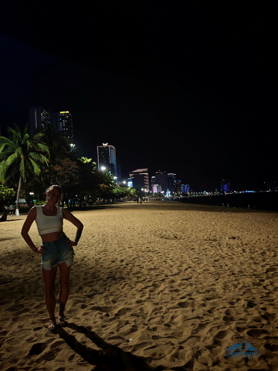 ночной пляж в Нячанге