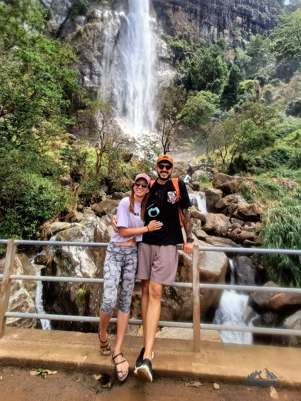 поездка на водопад Шри-Ланка