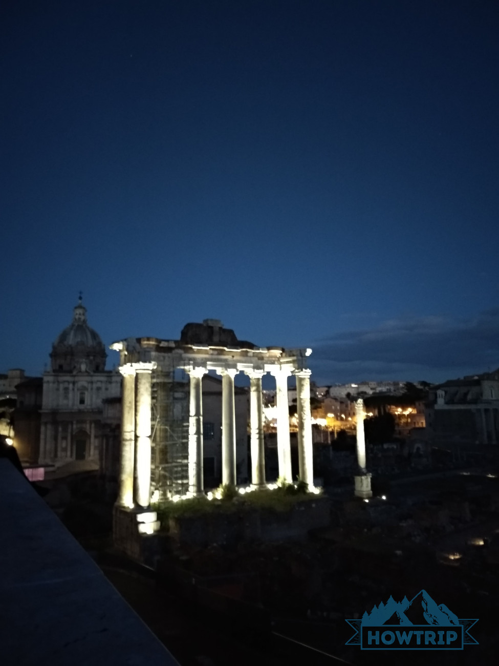 Римский форум ночью
