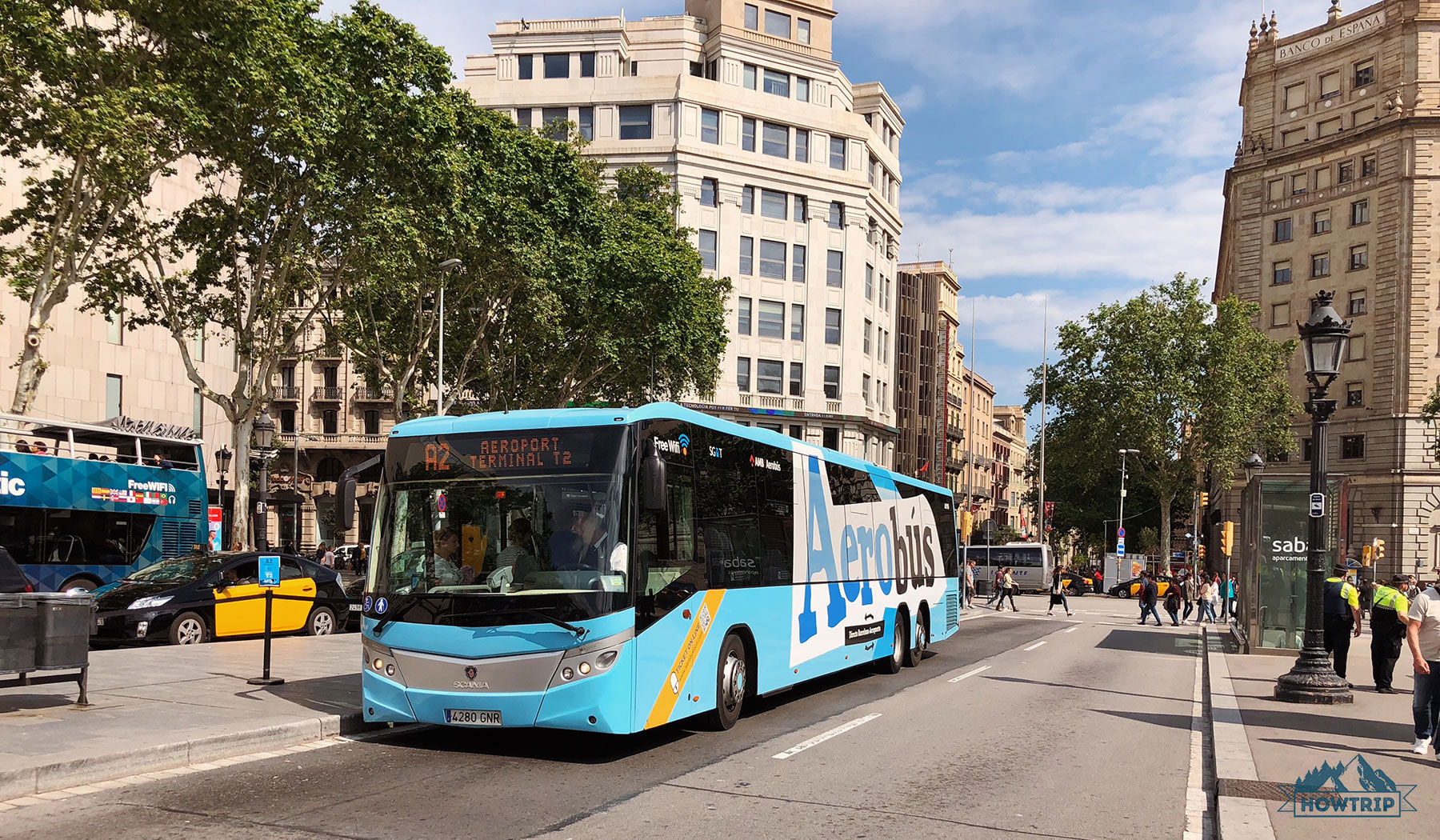 Автобусы Aerobus из аэропорта Барселоны