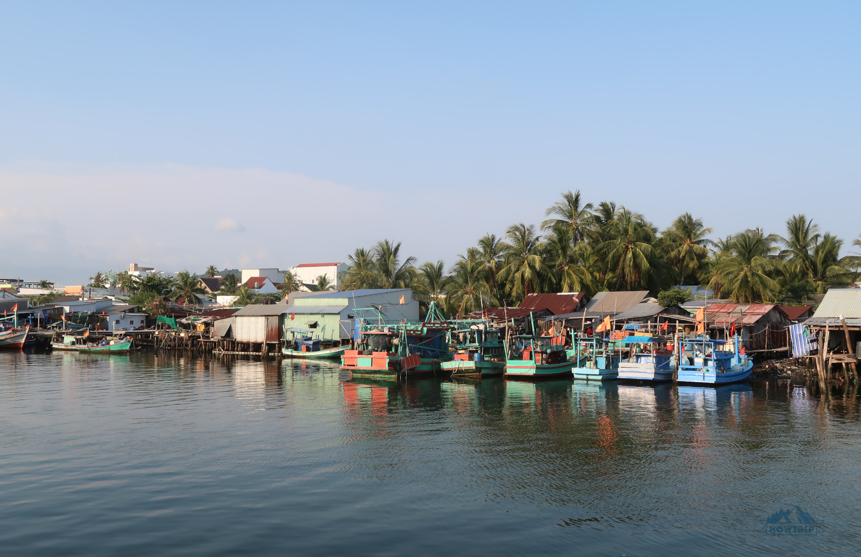 Лодки и плавучие рынки во Вьетнаме