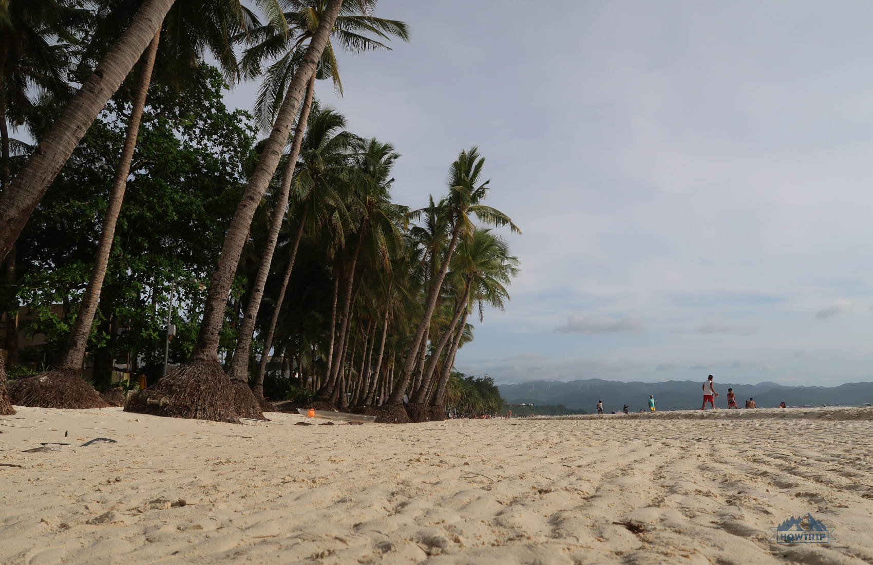 пальмы и пляж в Азии