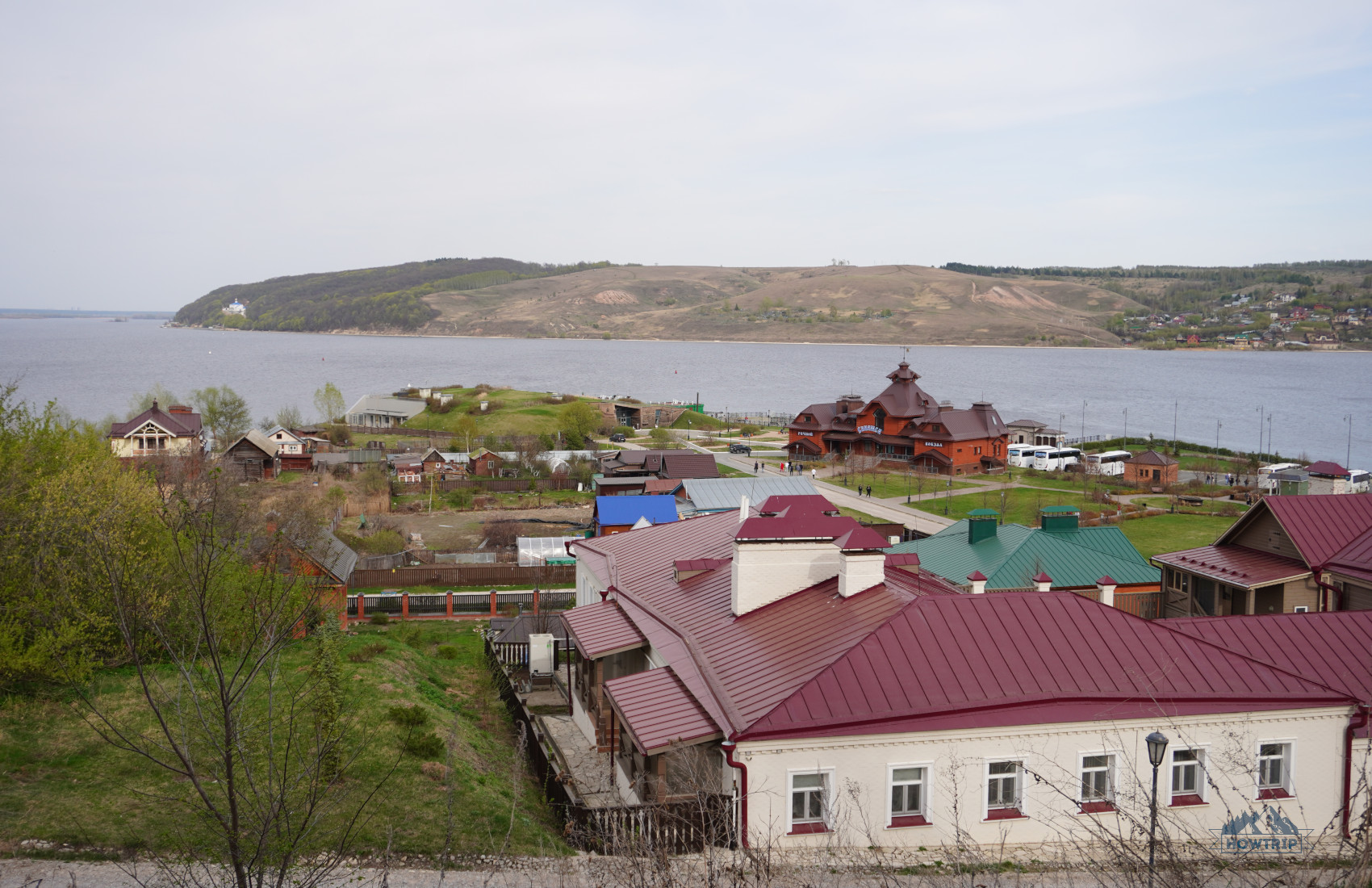 Вид на остров Свияжск со смотровой