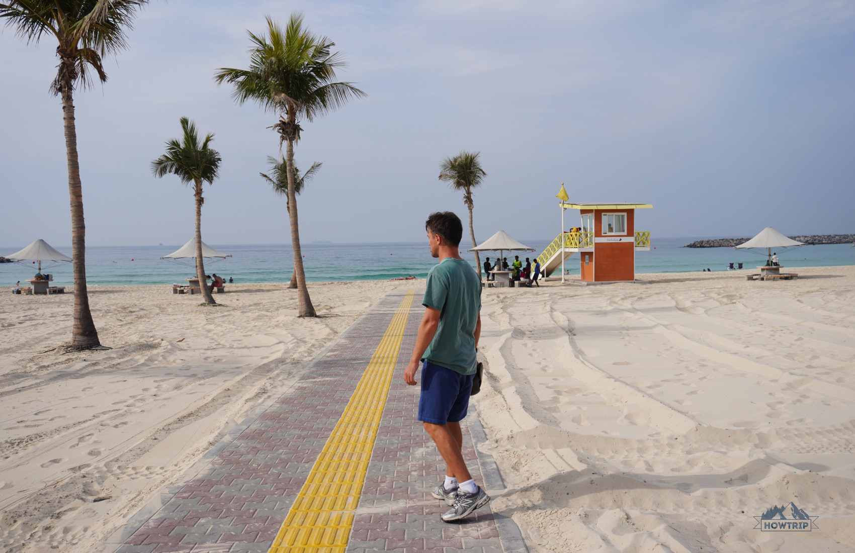 пляж Аль Мамзар