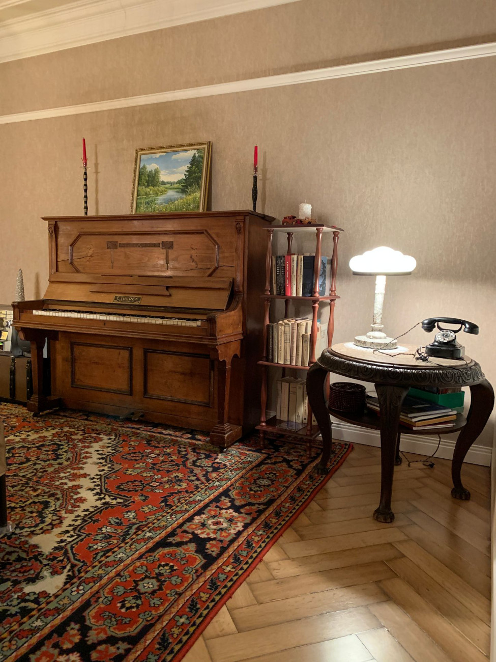 ВИЛЛА В АМАЛИЕНАУ