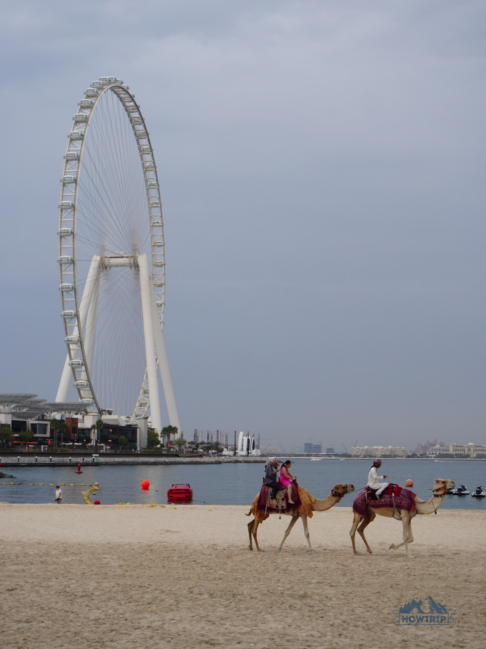 Марина пляж и колесо обозрения в Дубае