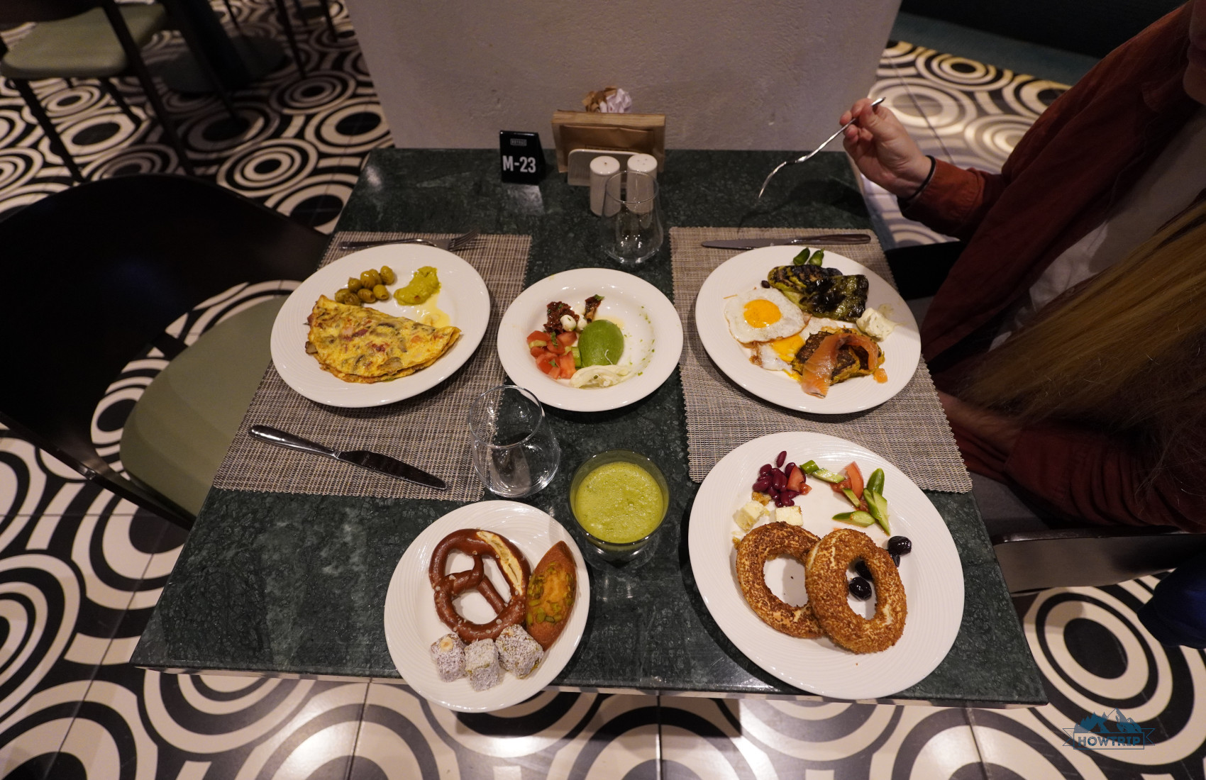 завтрак в отеле Voyage Belek 2 завтрак в отеле Voyage Belek 2